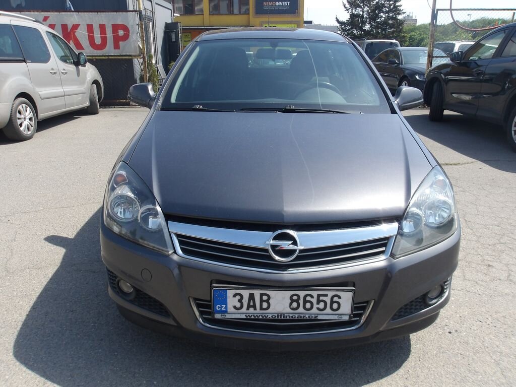 Opel Astra Hatchback 1,4 l 66 kw