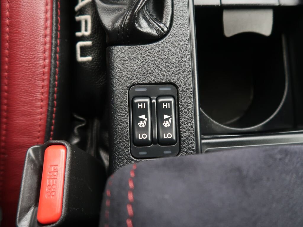 Subaru WRX STI Sedan / Limuzína 2,5 l 221 kw