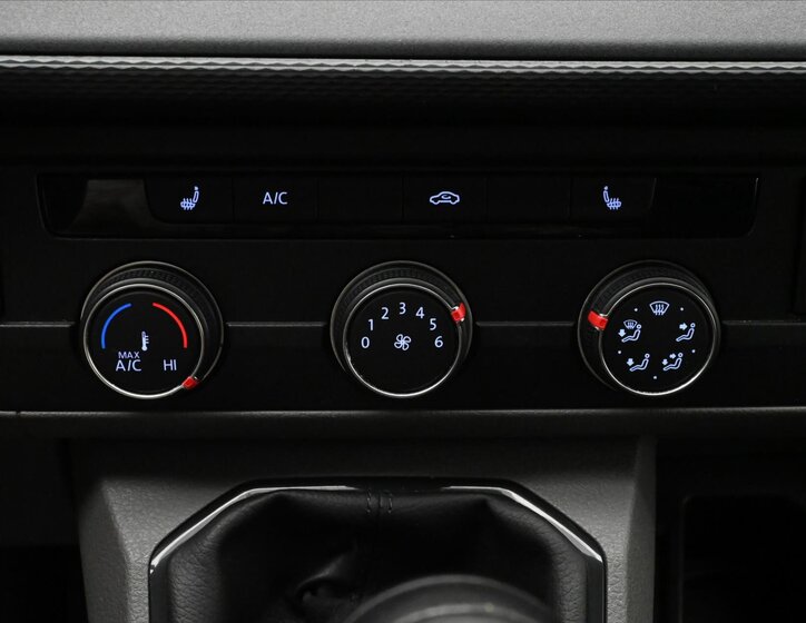 Volkswagen Transporter 19