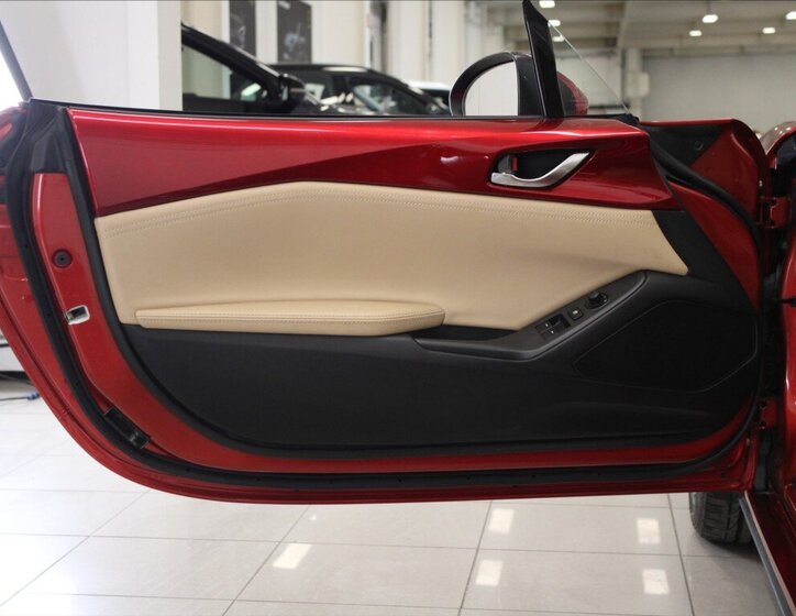 Mazda MX-5 Kabriolet 2,0 l 135 kw