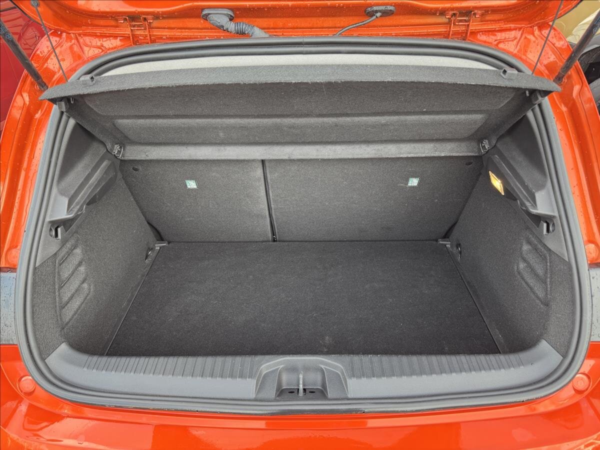 Renault Clio Hatchback 999,0 67 kw