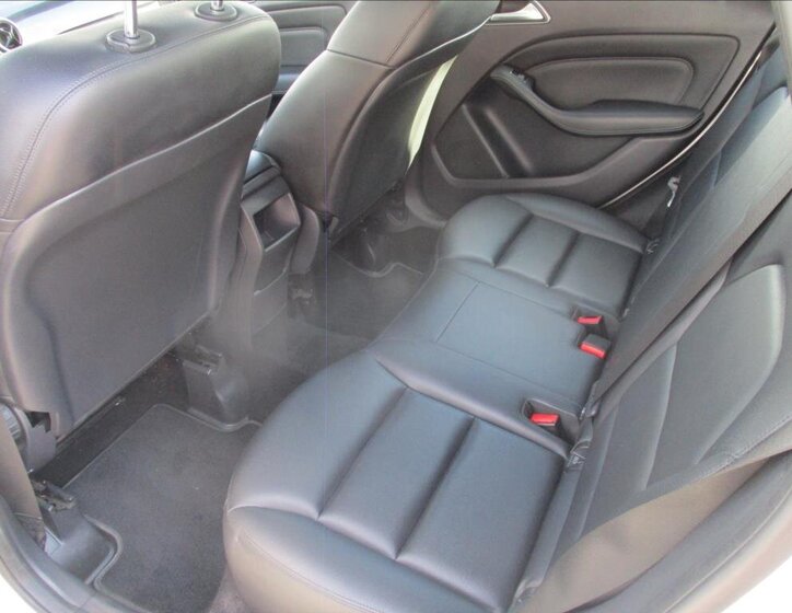 Mercedes-Benz Třídy B Kombi 1,5 l 80 kw