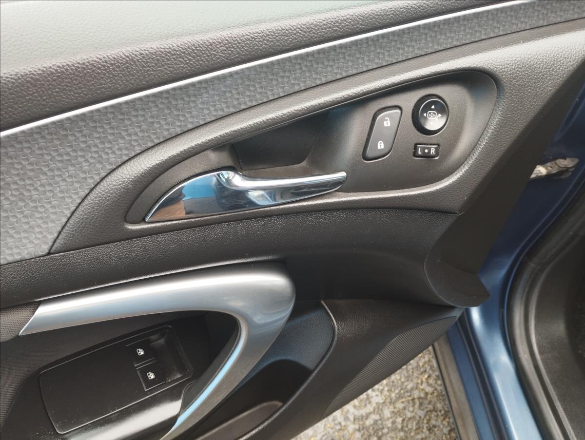 Opel Insignia Kombi 2,0 l 88 kw