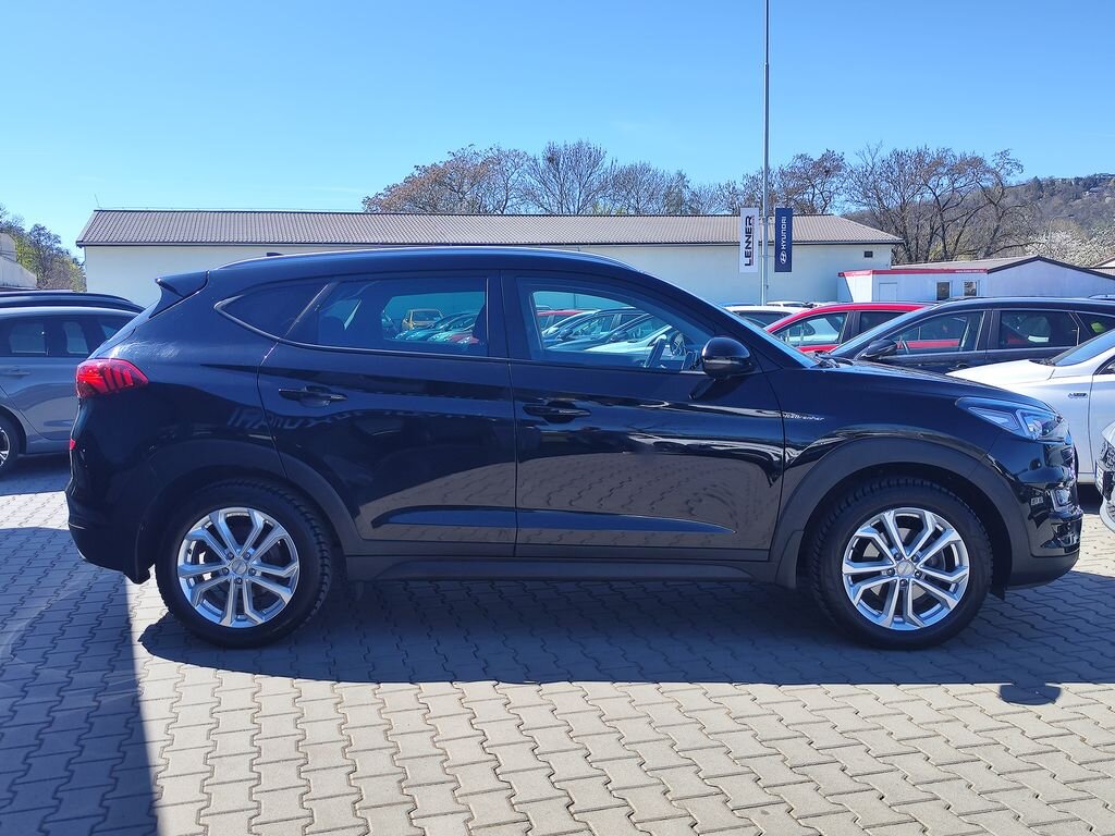 Hyundai Tucson SUV / Terénní 1,6 l 100 kw