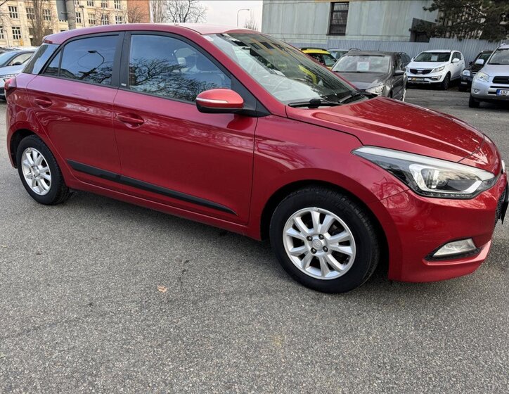Hyundai i20 Hatchback 1,2 l 61 kw