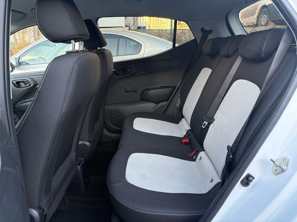 Hyundai i10 Hatchback 998,0 49 kw