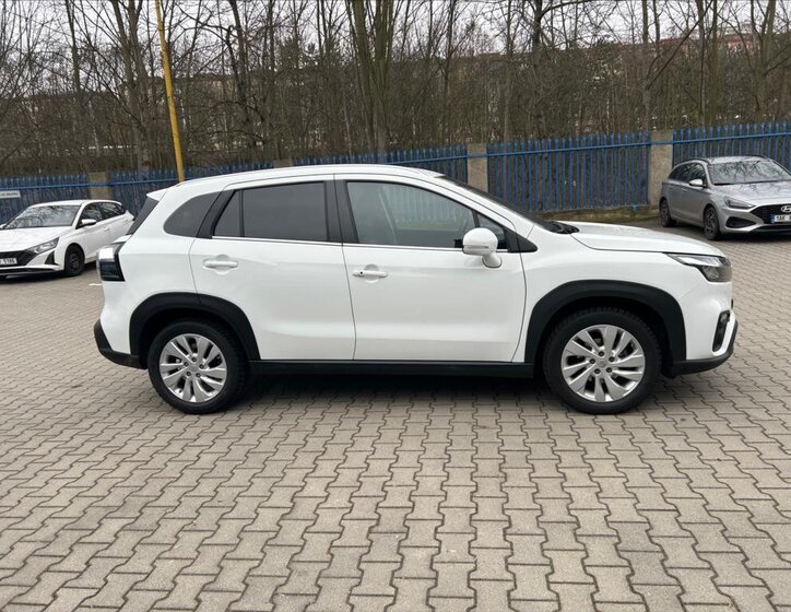 Suzuki S-Cross SUV 1,4 l 95 kw