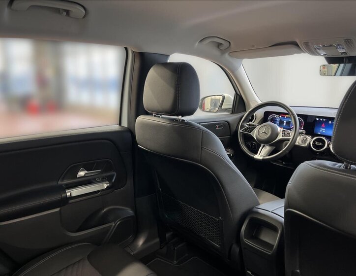 Mercedes-Benz GLB SUV 2,0 l 110 kw