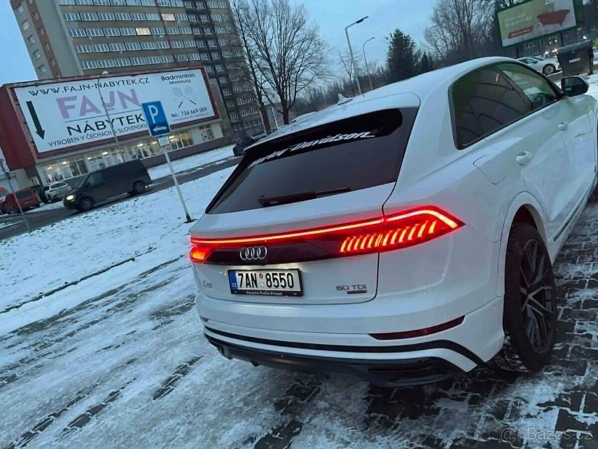 Audi Q8 SUV 0,0 0