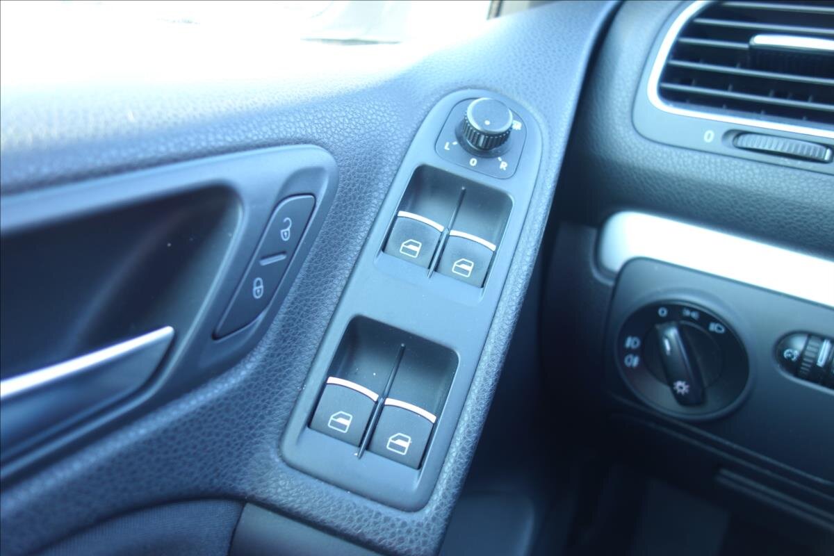 Volkswagen Golf Kabriolet 1,2 l 77 kw