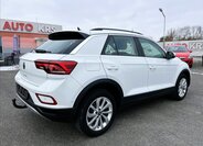 Volkswagen T-Roc 4