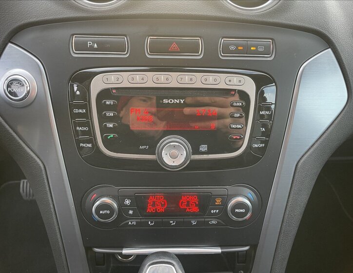 Ford Mondeo Kombi 2,2 l 147 kw