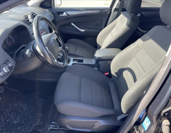 Ford Mondeo Kombi 2,0 l 103 kw