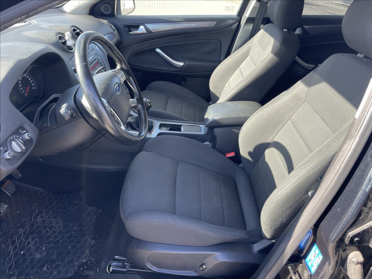 Ford Mondeo Kombi 2,0 l 103 kw