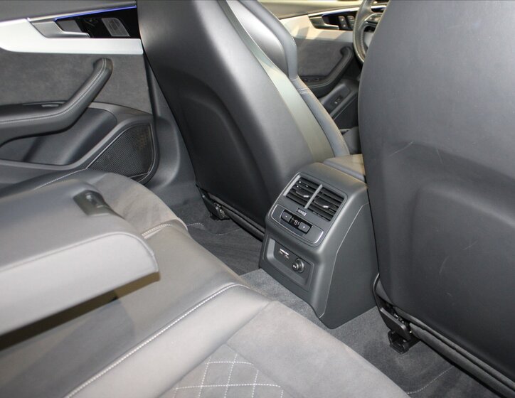 Audi S5 Liftback 3,0 l 251 kw