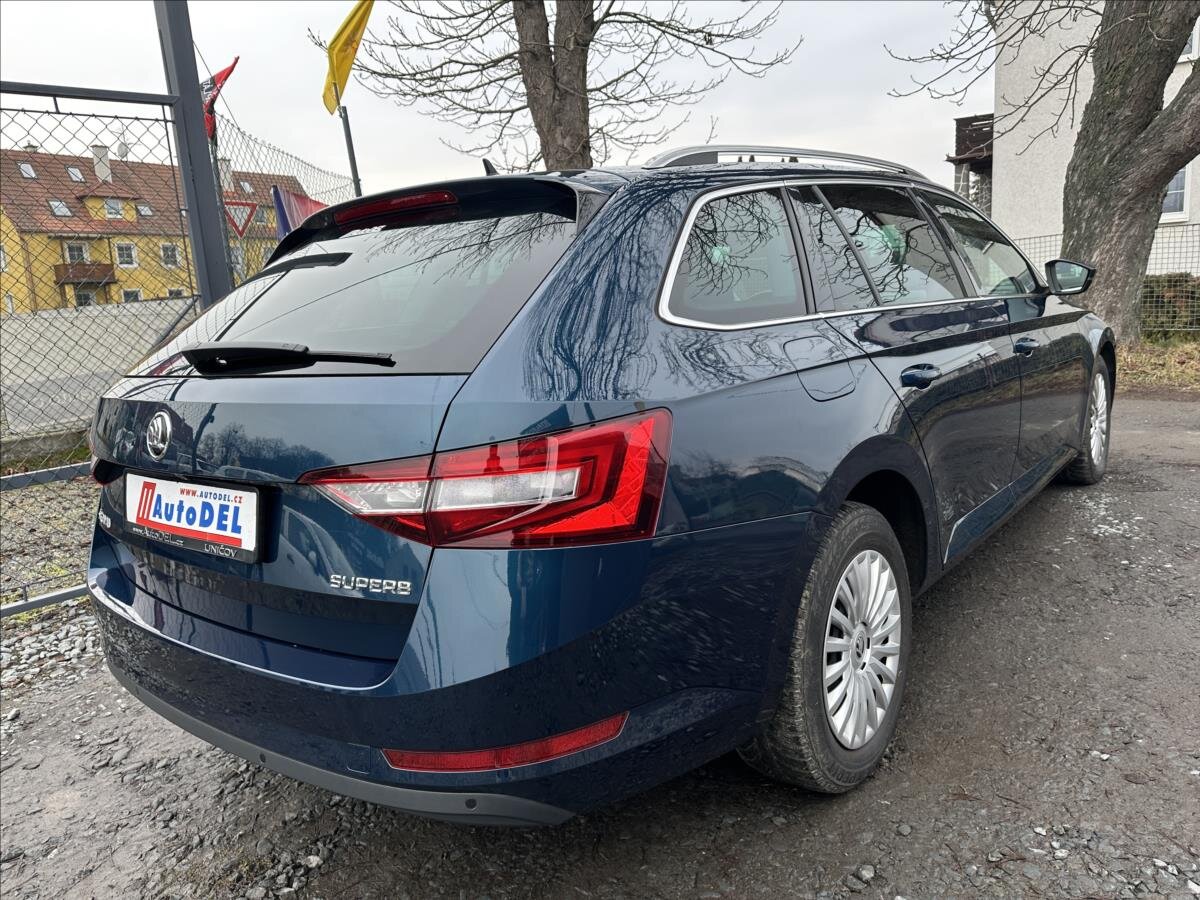 Škoda Superb Kombi 2,0 l 110 kw