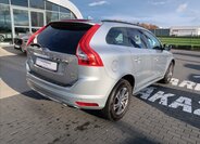 Volvo XC60 SUV 2,4 l 158 kw