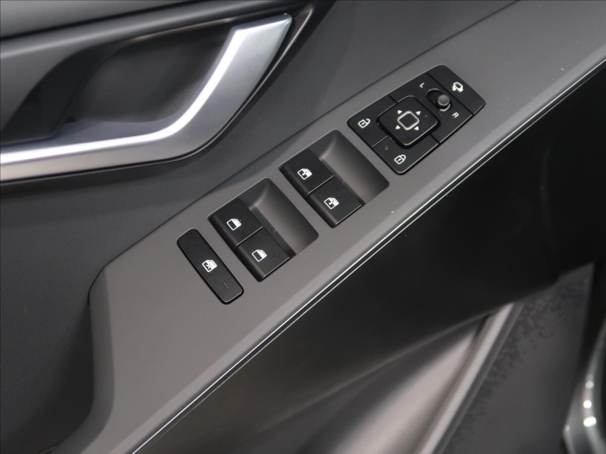 KIA Niro CUV / Crossover 1,6 l 95 kw