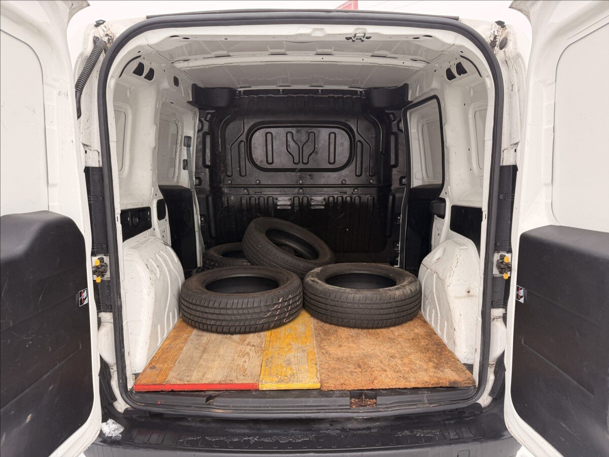 Fiat Dobló Pick-up 1,2 l 70 kw