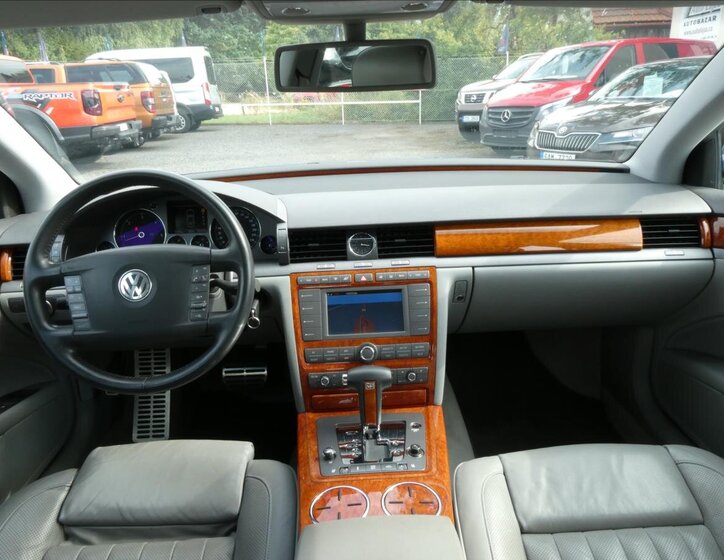 Volkswagen Phaeton Sedan 3,0 l 171 kw