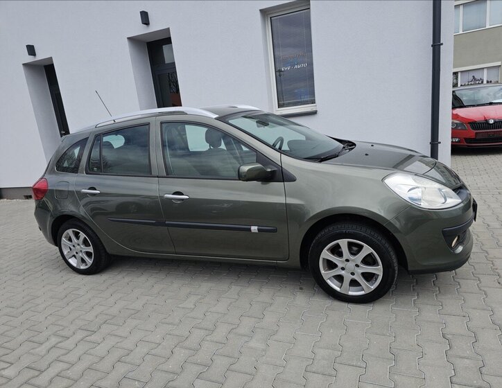 Renault Clio Kombi 1,1 l 55 kw