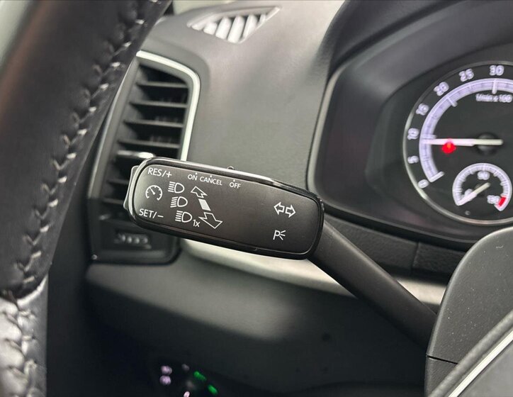 Škoda Karoq SUV / Terénní 2,0 l 85 kw