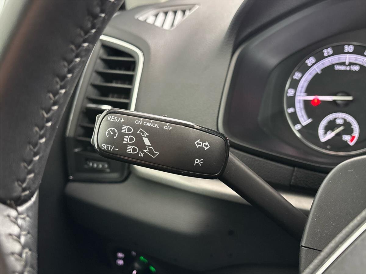 Škoda Karoq SUV / Terénní 2,0 l 85 kw