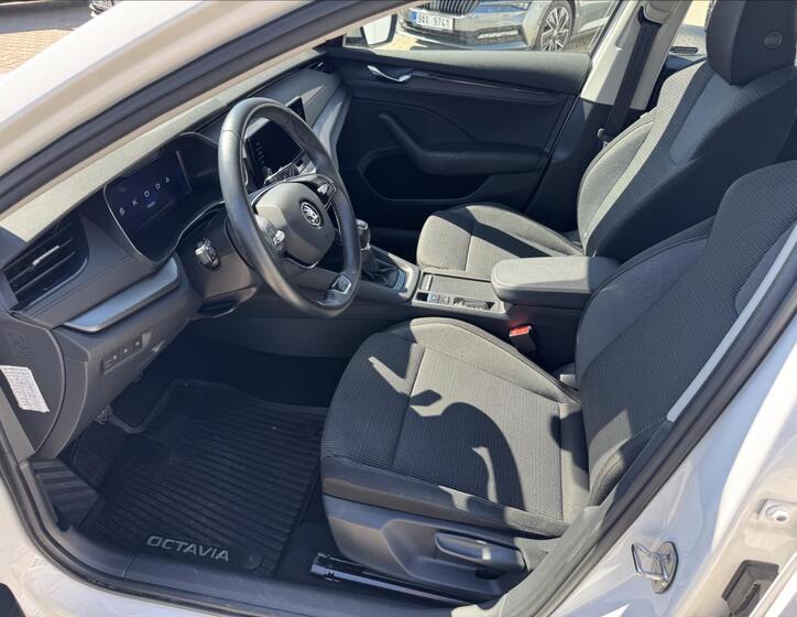 Škoda Octavia 9