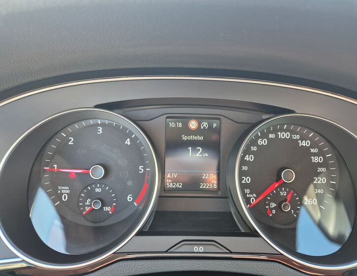 Volkswagen Passat 16