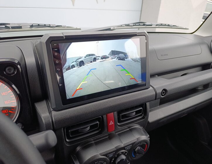 Suzuki Jimny SUV 1,5 l 75 kw