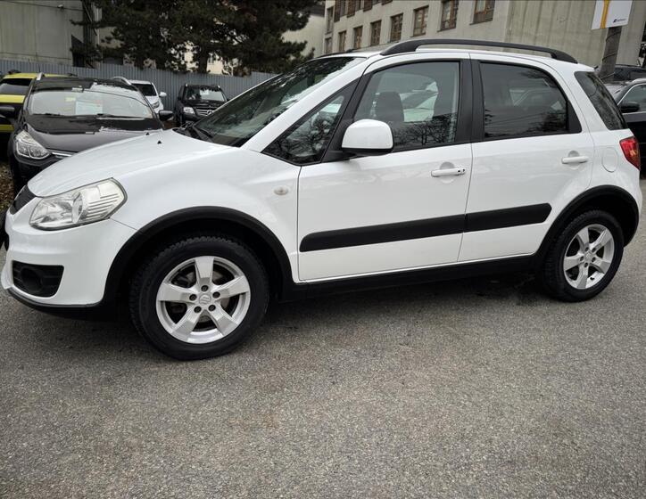 Suzuki SX4 4