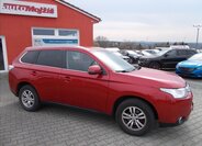 Mitsubishi Outlander SUV / Terénní 2,0 l 110 kw