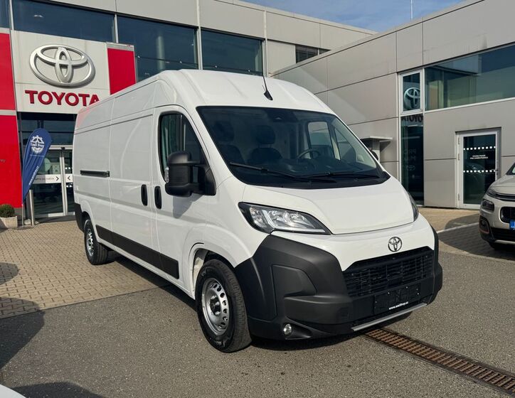 Toyota Proace Max 3