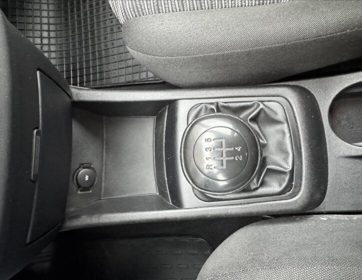 KIA Ceed Hatchback 1,4 l 80 kw