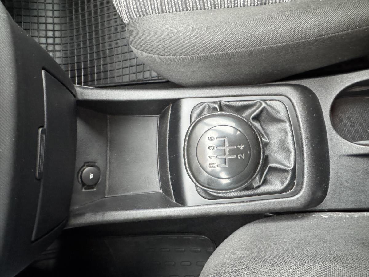 KIA Ceed Hatchback 1,4 l 80 kw