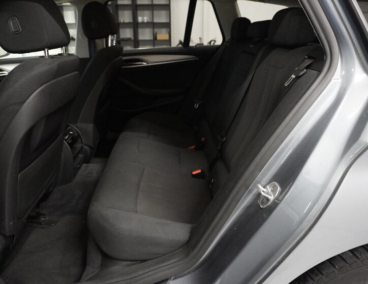 BMW Řada 5 Kombi 2,0 l 140 kw