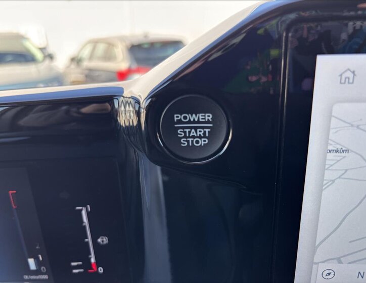 Ford Tourneo Custom Kombi 2,0 l 125 kw