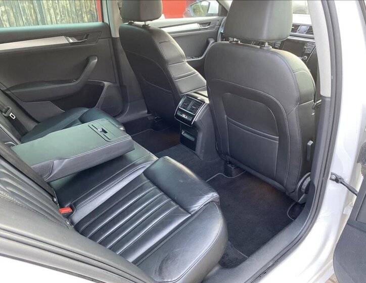 Škoda Superb Kombi 2,0 l 110 kw