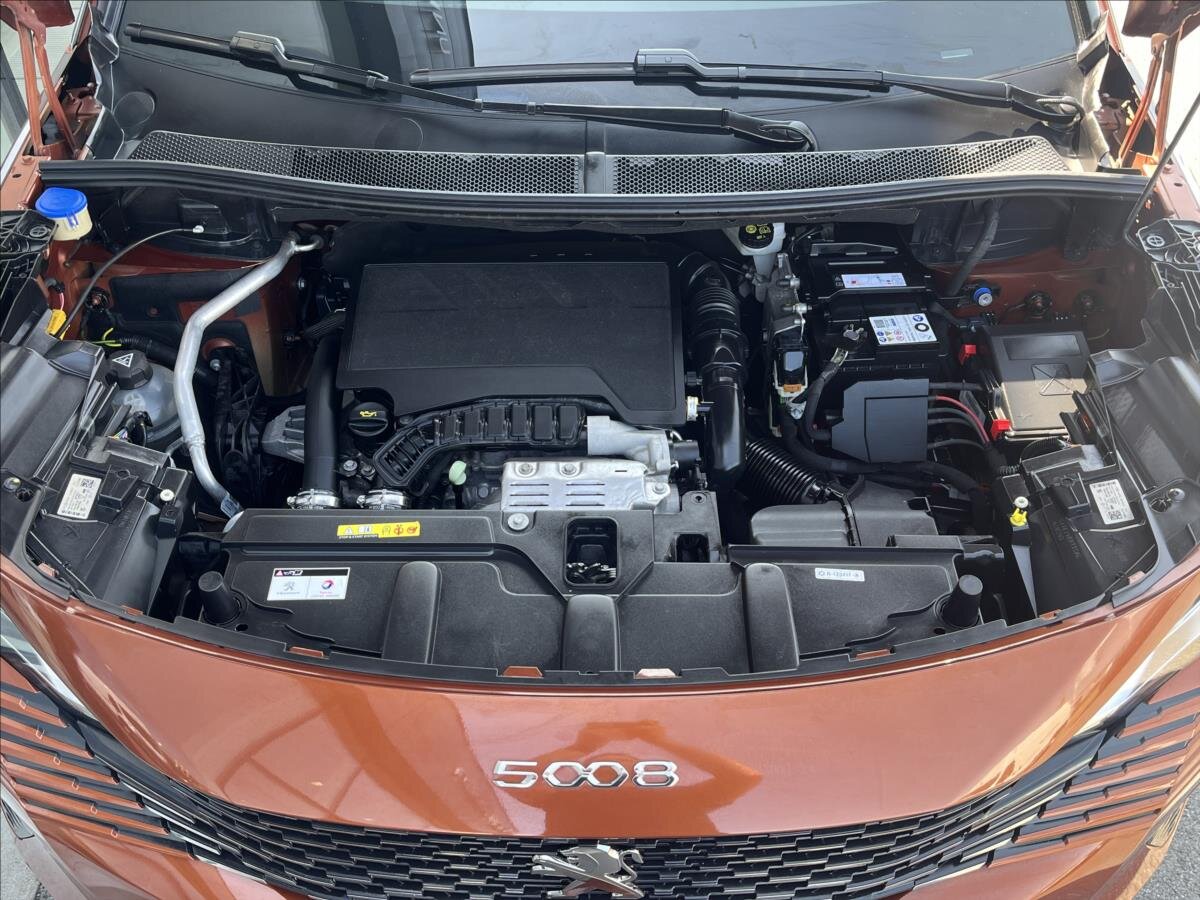 Peugeot 5008 SUV / Terénní 1,2 l 96 kw