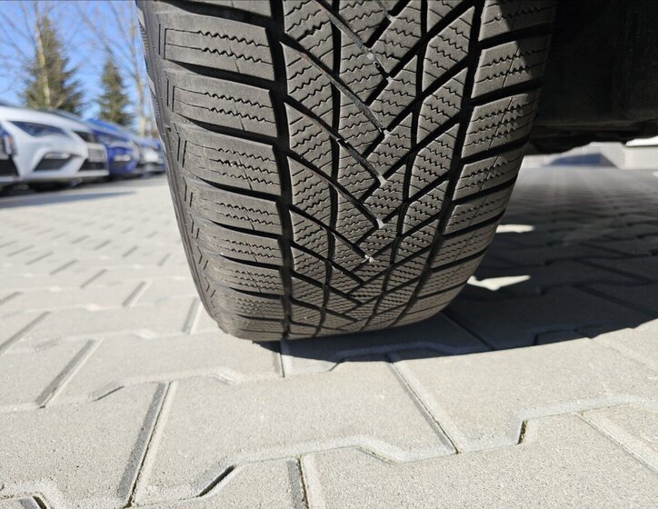 Mitsubishi Outlander SUV / Terénní 2,2 l 115 kw