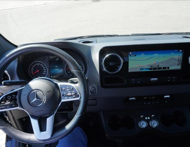 Mercedes-Benz Sprinter 15