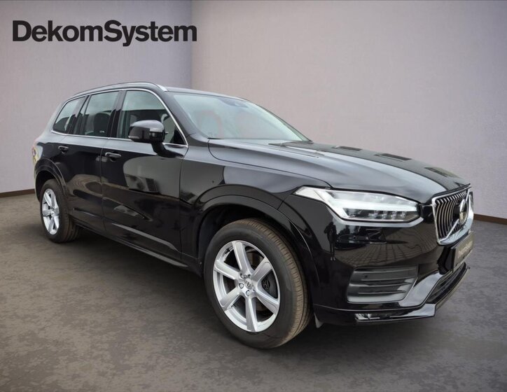 Volvo XC90 SUV / Terénní 2,0 l 173 kw