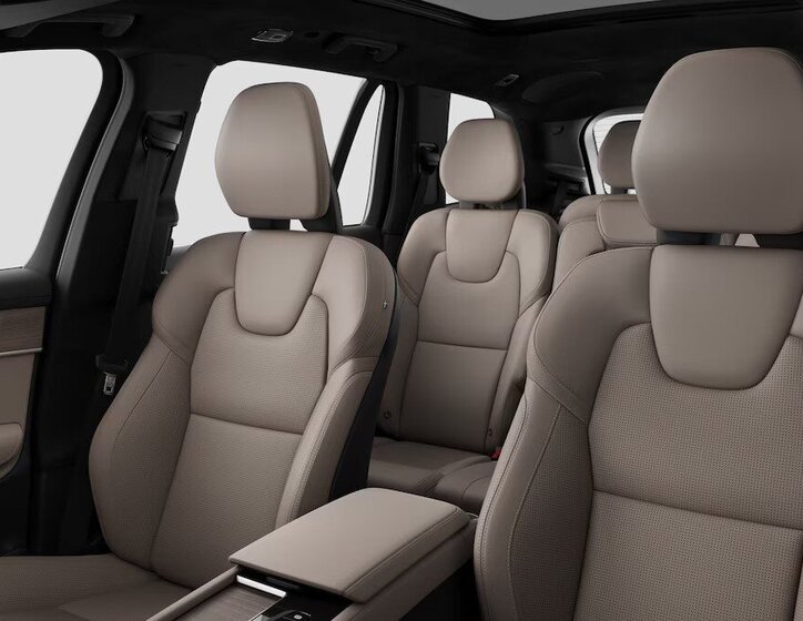 Volvo XC90 SUV 2,0 l 338 kw