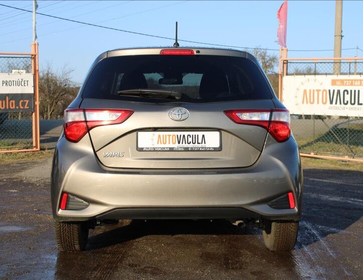 Toyota Yaris Hatchback 1,5 l 82 kw