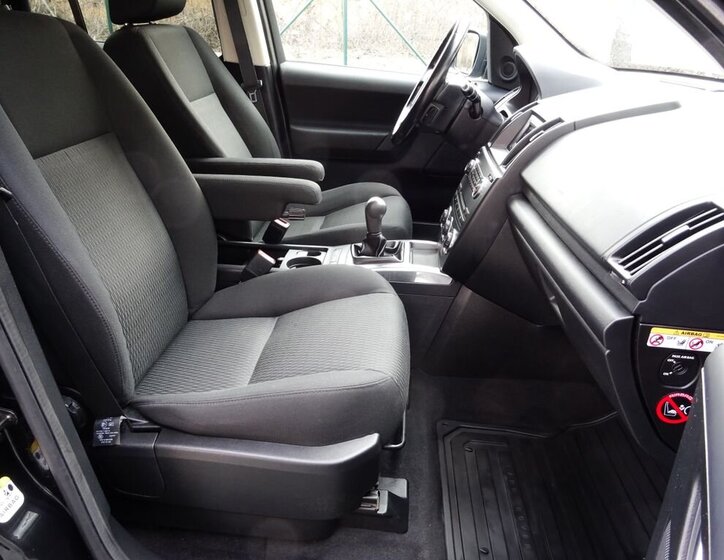 Land Rover Freelander SUV / Terénní 2,2 l 110 kw