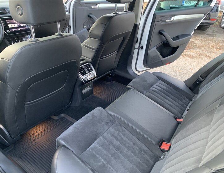 Škoda Superb Kombi 2,0 l 140 kw