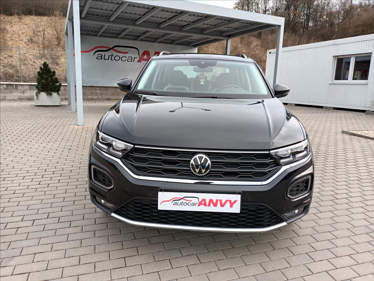 Volkswagen T-Roc SUV / Terénní 1,5 l 110 kw