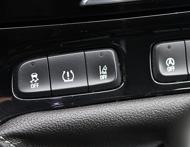 Opel Grandland X SUV / Terénní 1,2 l 96 kw