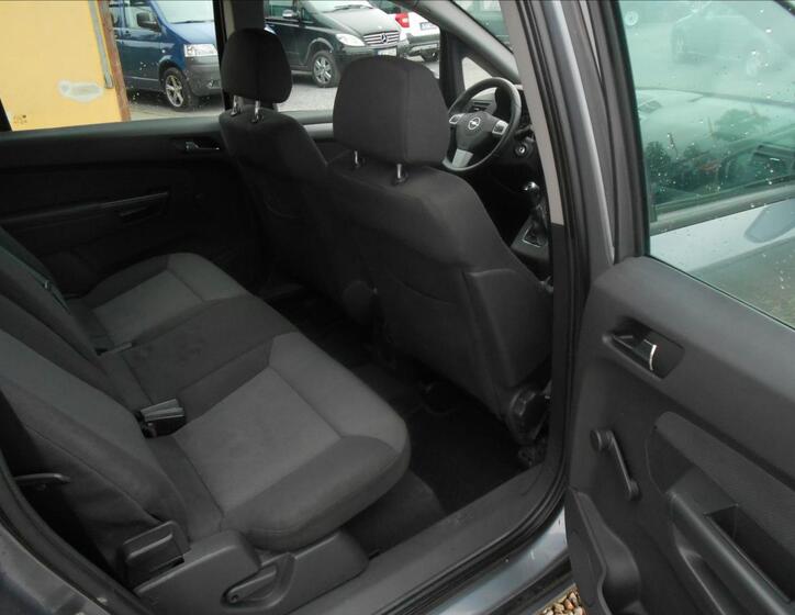 Opel Zafira 19