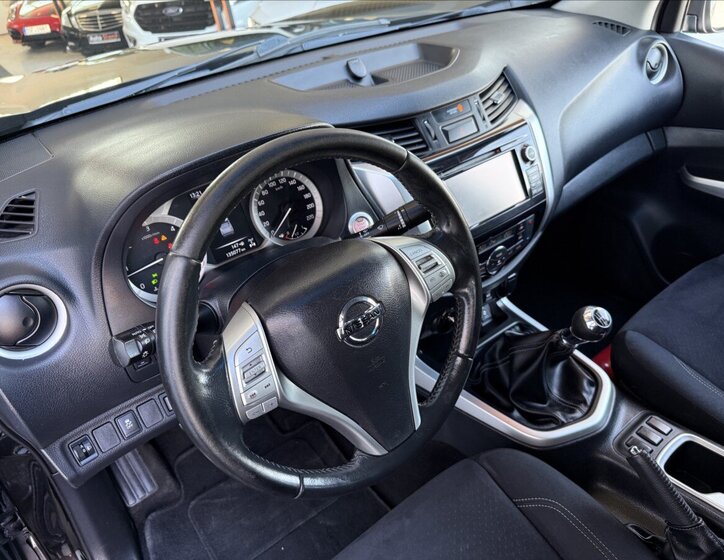 Nissan Navara Pick-up 2,3 l 120 kw